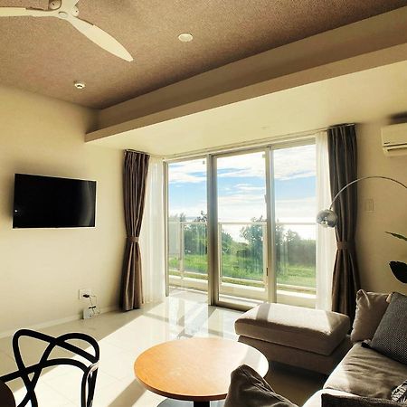 真栄田グランブルー403 ~ Maeda Grand Blue 403 ~ Apartment Onna Luaran gambar