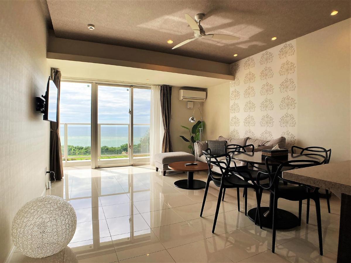 真栄田グランブルー403 ~ Maeda Grand Blue 403 ~ Apartment Onna Luaran gambar
