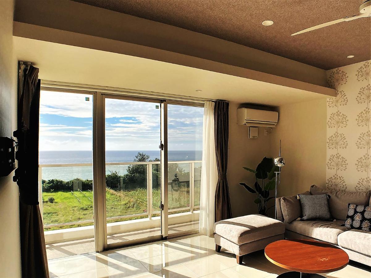 真栄田グランブルー403 ~ Maeda Grand Blue 403 ~ Apartment Onna Luaran gambar